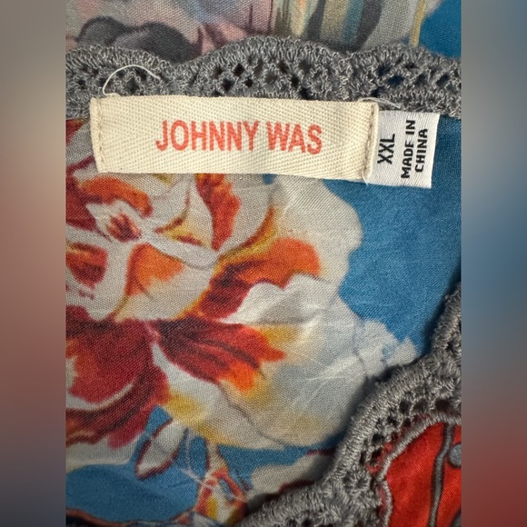 Johnny Was Dragon Printed silk top - Picture 3 of 11